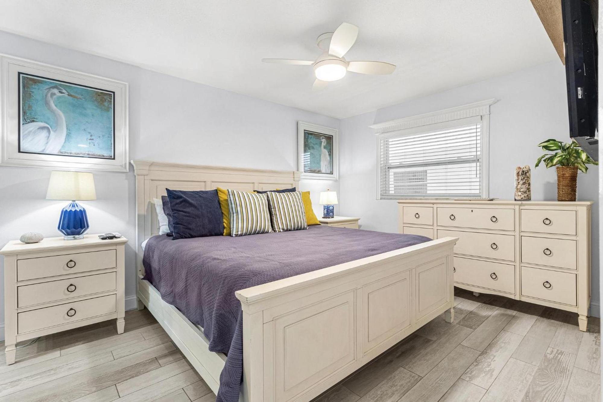 Beach Oasis - No Storm Damage & Guest Ready! Come Enjoy The Heated Pool & Relax At The Beach! Clearwater Beach Esterno foto