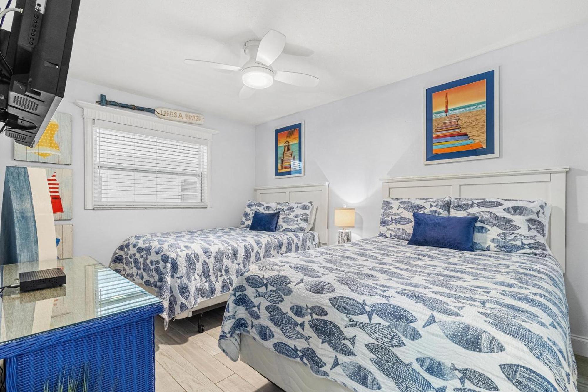 Beach Oasis - No Storm Damage & Guest Ready! Come Enjoy The Heated Pool & Relax At The Beach! Clearwater Beach Esterno foto