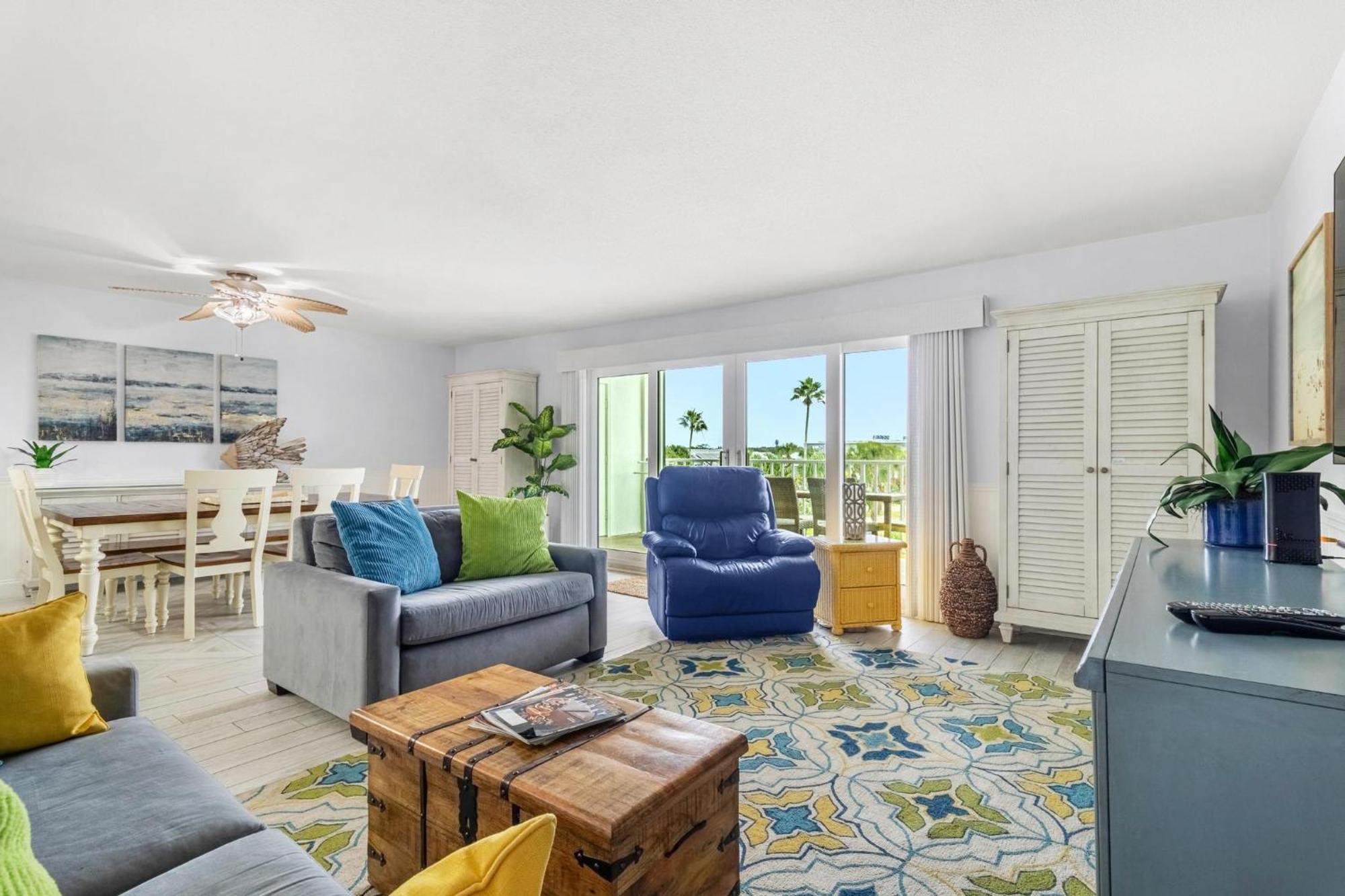 Beach Oasis - No Storm Damage & Guest Ready! Come Enjoy The Heated Pool & Relax At The Beach! Clearwater Beach Esterno foto